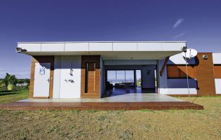 Bois Concept - Villa F2 - PAÏTA BORD DE MER